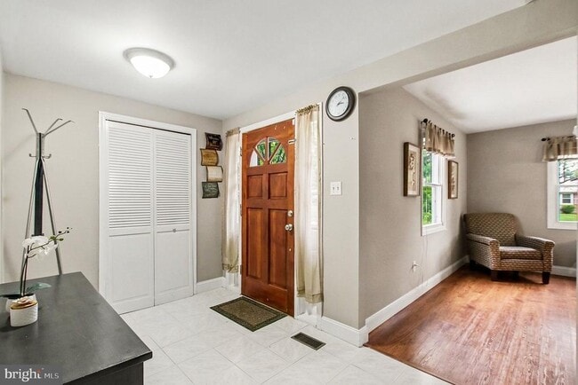 Photo - 1405 Peachwood Ln
