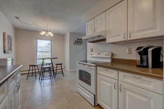 Photo - 4460 S Poplar St Unit 208C