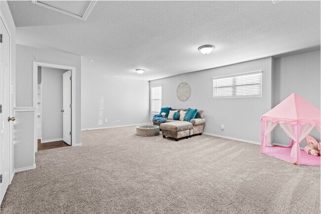 Photo - 10439 Lateleaf Oak