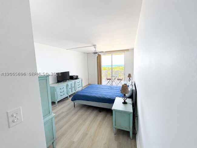 8233 Harding Ave Unit 703