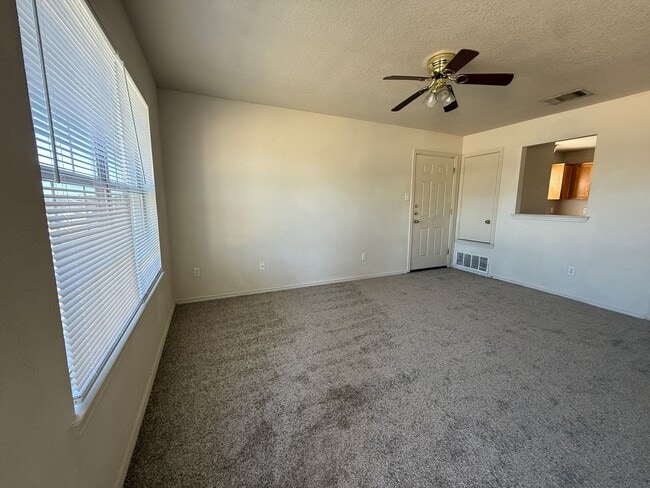 Photo - 1602 Aztec Trce Unidad Apt A