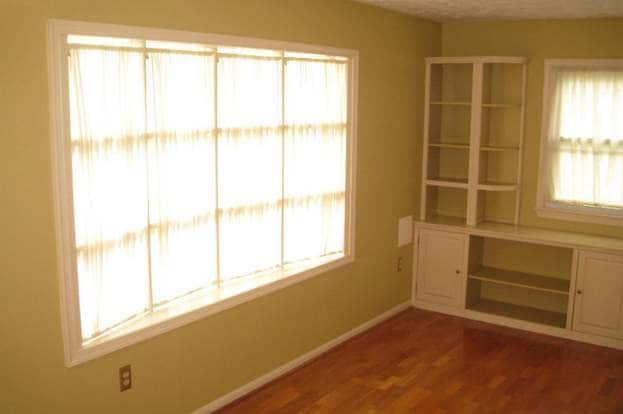 Photo - 317 Ash Hollow Dr