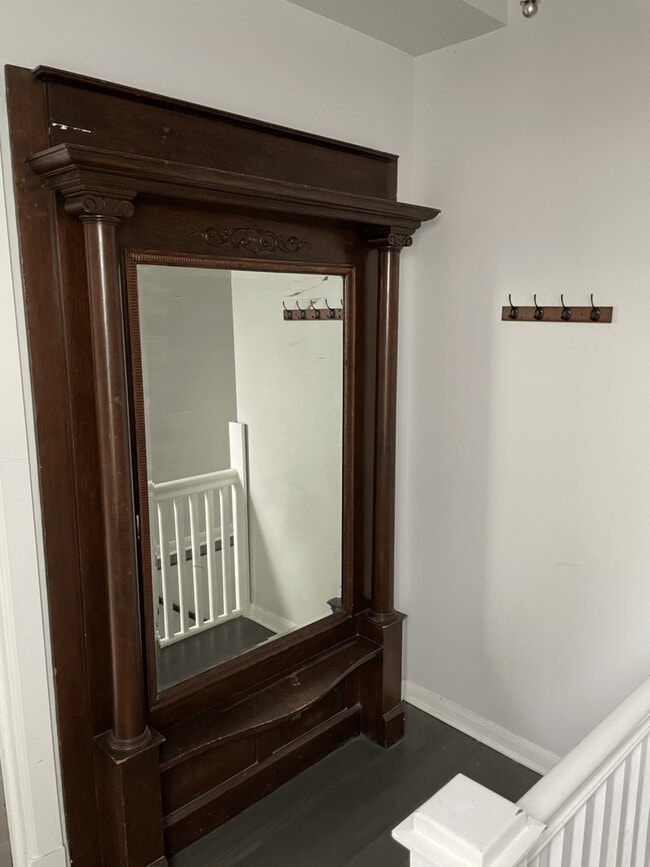 Photo - 2826 W Lyndale St Unit 2