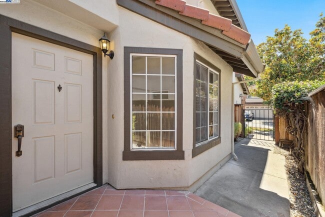 Photo - 1733 Magnolia Cir