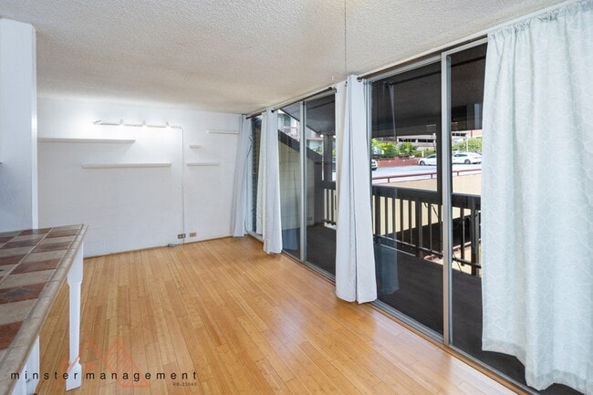 Photo - 98-340-340 Koauka Loop