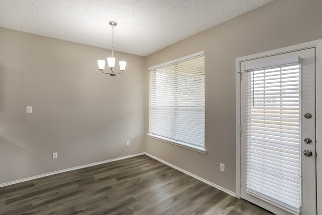 Photo - 4924 Cape St