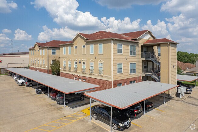 Photo - Wilcrest Garden Condominiums