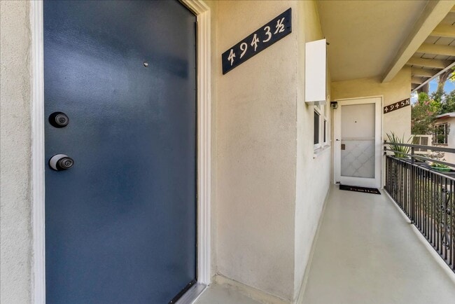 Photo - 4943 Coldwater Canyon Ave Unit 4943.5