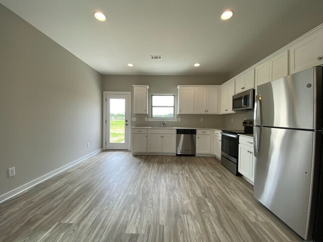 Photo - 14341 Chase Dr