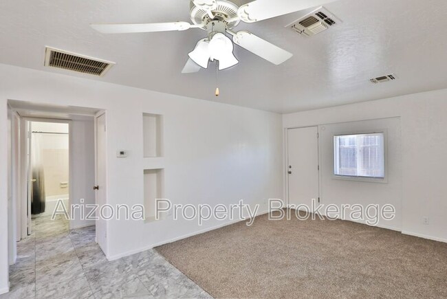 Photo - 1702 W Vogel Ave Condo Unit D4