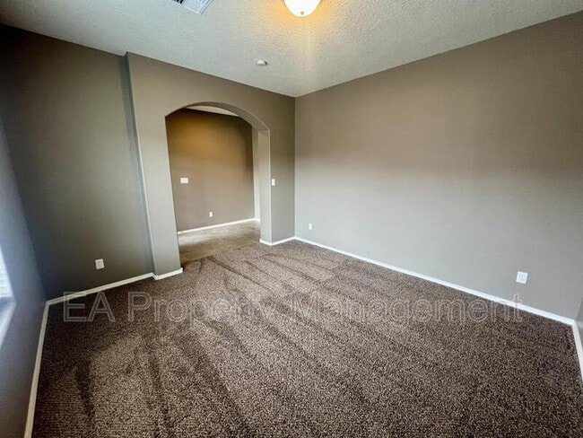 Photo - 9520 Andesite Dr NW