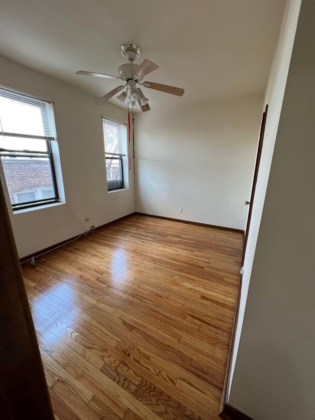 Photo - 426 78th St Unit 33