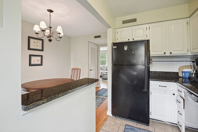 Photo - 2202 Washington Ave