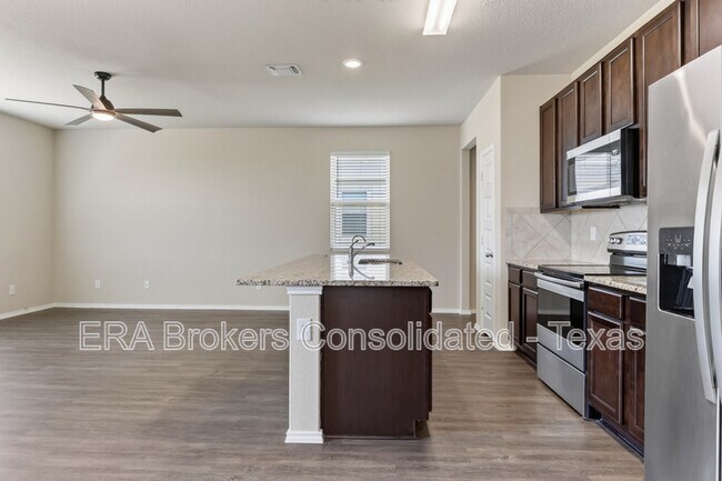 Photo - 10610 Grn Lk Dr