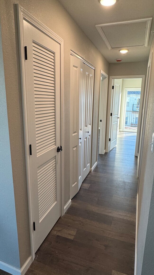 Photo - 704 Harbor Woods Dr Unit D