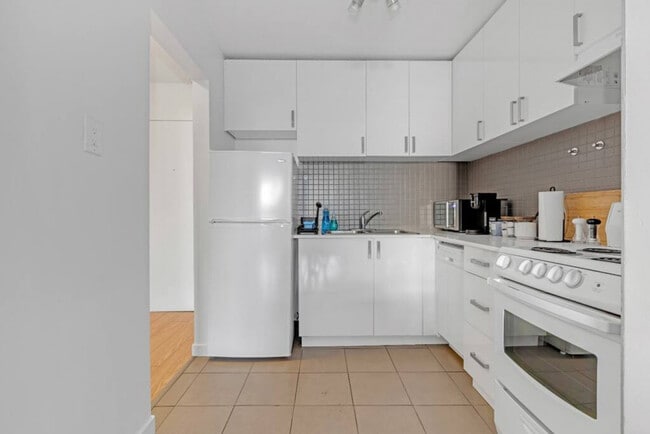 Photo - 1855 W 2nd Ave Unit SI ID1051771P