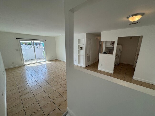 Photo - Gulf Breeze - Greenbriar Estates - 2 bed, 1 bath - Lawn care included