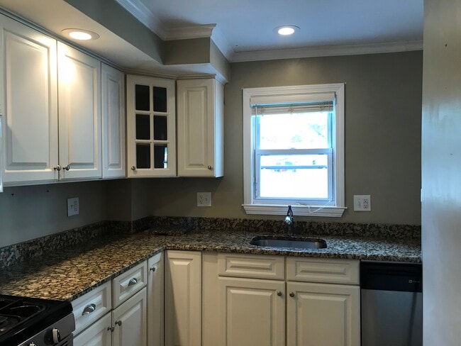 Photo - 27 Pleasant St Unit 1F