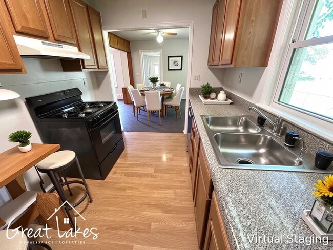 Photo - Lovely 3 bedroom / 1 bathroom house now available for rent!