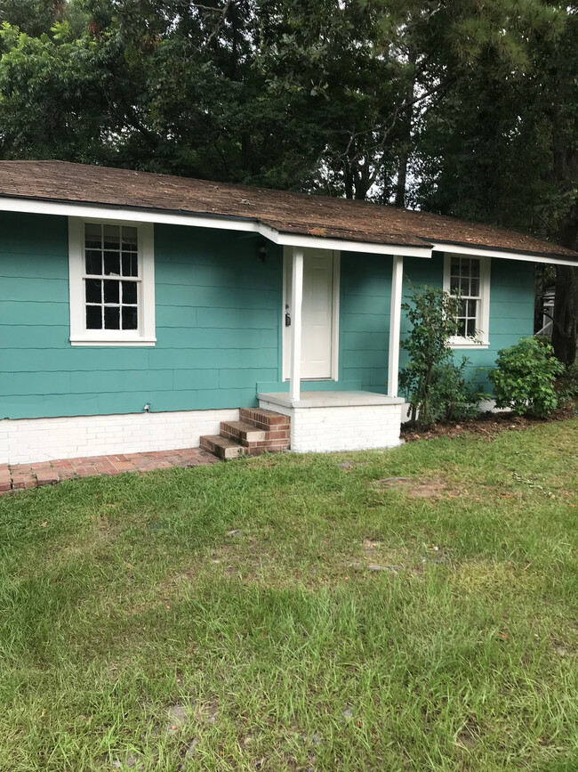 Building Photo - 111 N 19th Ave Rental
