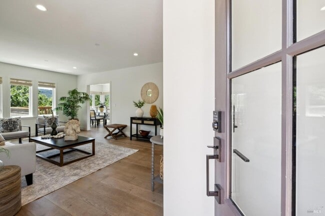 Photo - Newly Renovated Ross Four Bedroom & Three Bathroom Home on 1/2 acre with AC and Views