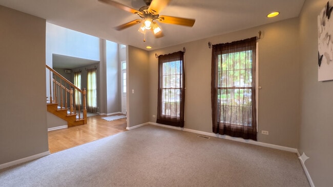 Photo - 1925 Danube Way