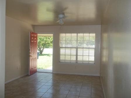 Photo - 123 Wolf Rd Unit B