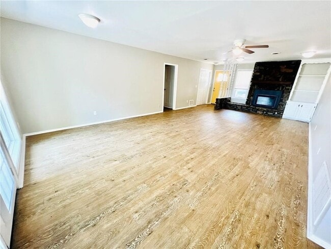 Photo - 14798 Dutchmans Dr