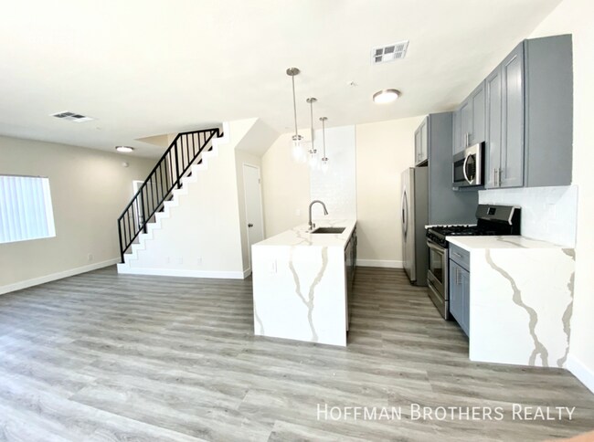 Photo - 6941 Hazeltine Ave Apartamento Unidad 10A