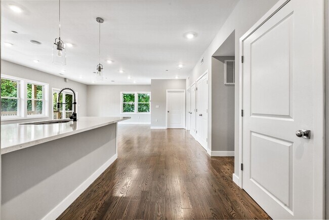 Photo - 10 Ruthven Park Unit 2