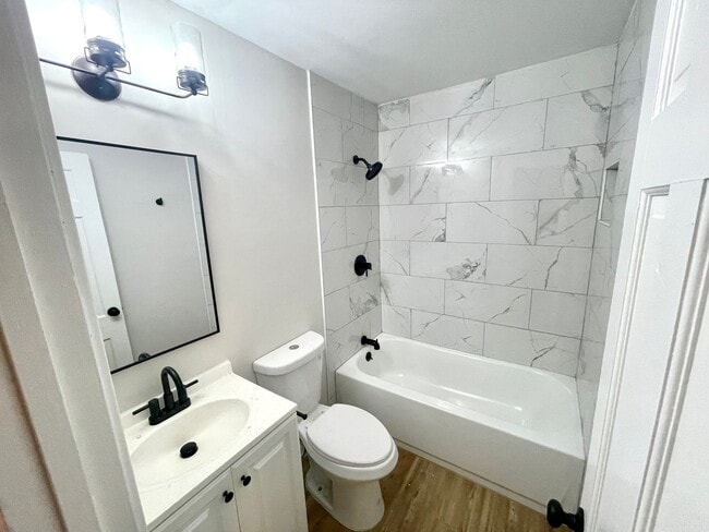 Photo - 219 Harrell St Unit 1