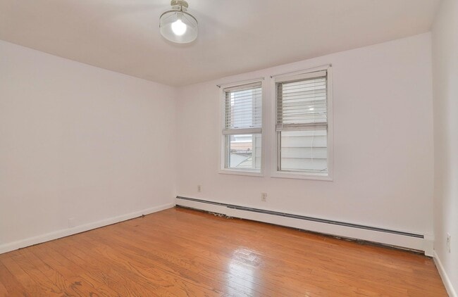 Photo - 509 7th St Unit 1
