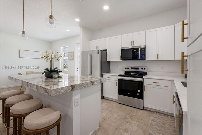 Photo - 4820 Longwood Lake Sq