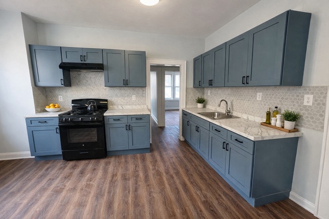 Building Photo - 55 Schley St Unit 3