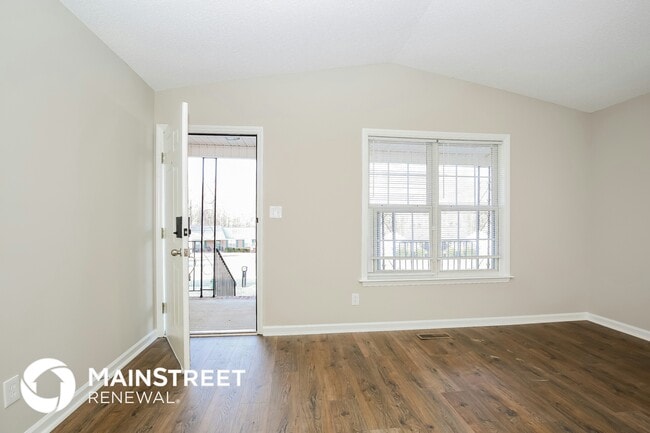 Photo - 4804 Shady Pine Dr