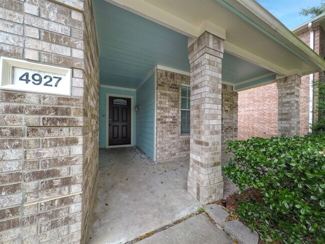 Photo - 4927 Deep Glen Ln