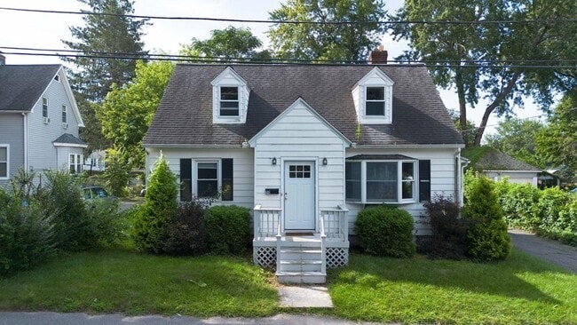 Photo - 50 Dutton St House
