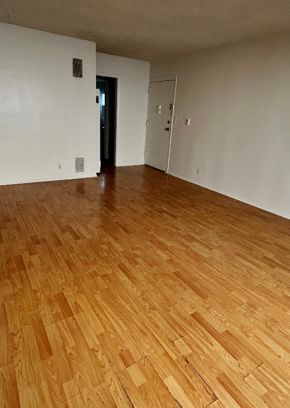 Photo - 1538 Detroit St Unit 8