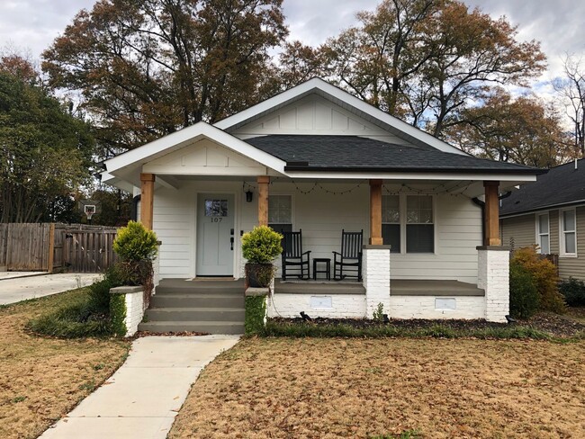 Greenville - 3 Bd/2Ba, 1400 SF - Greenville - 3 Bd/2Ba, 1400 SF Casa