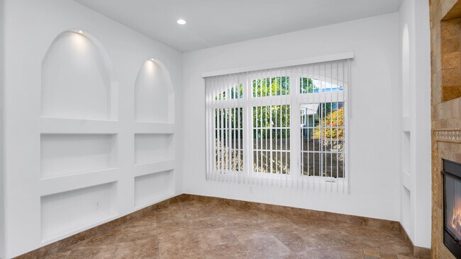 Photo - 522 W Elk Ave