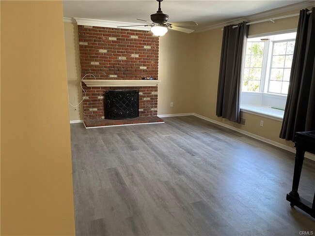 Photo - 23832 Calvert St