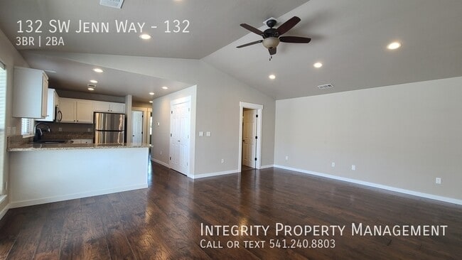 Photo - 132 SW Jenn Way Unit 132