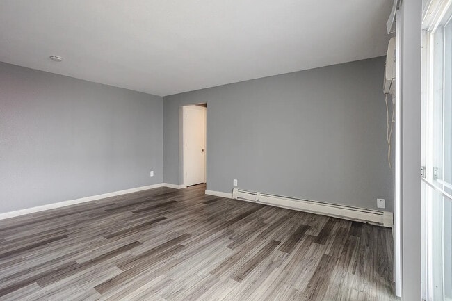 Photo - Hilltop @ Northside