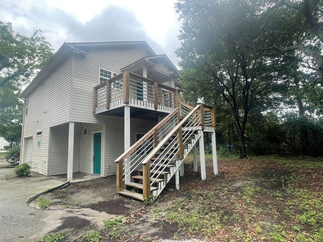 Single Family Home close to UNCW - Student... - Single Family Home close to UNCW - Student...
