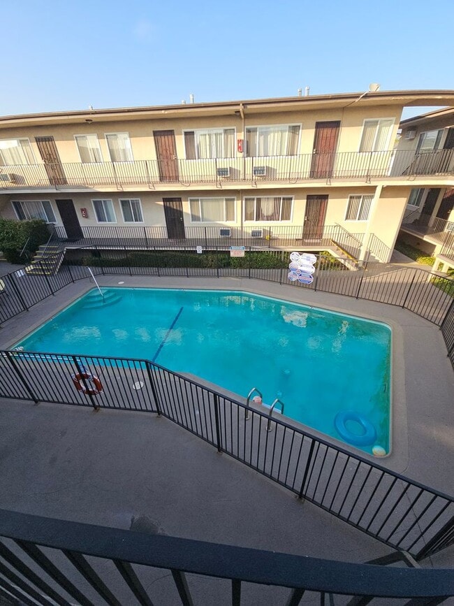 Photo - 812 S Glendale Ave Unidad 32