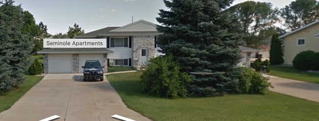 Building Photo - 546-546 Seminole Way