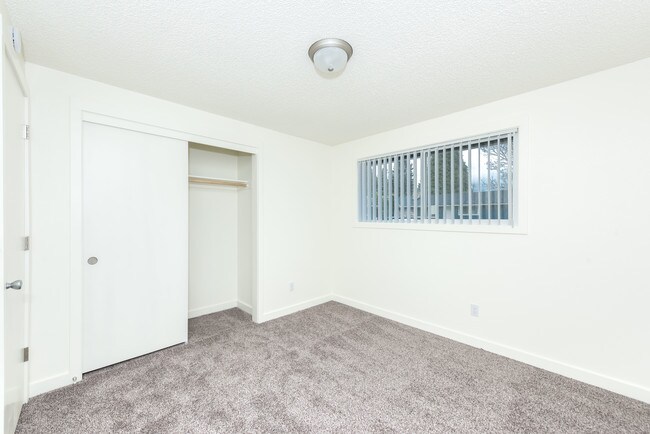 Bryant Apartments - Bryant Village