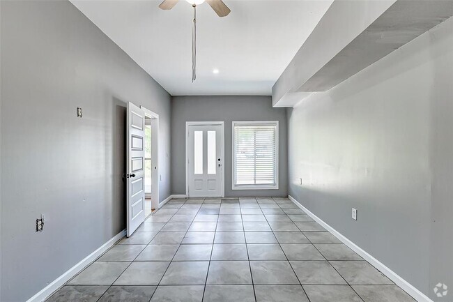 Building Photo - 6223 Lavender St Unit 1 Rental