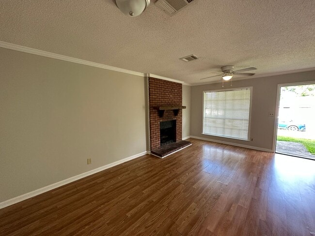 Photo - 2825 Shenandoah Dr