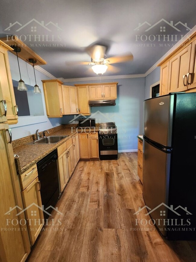 Photo - Charming Lake Cottage 2 Bedroom/2 Bath